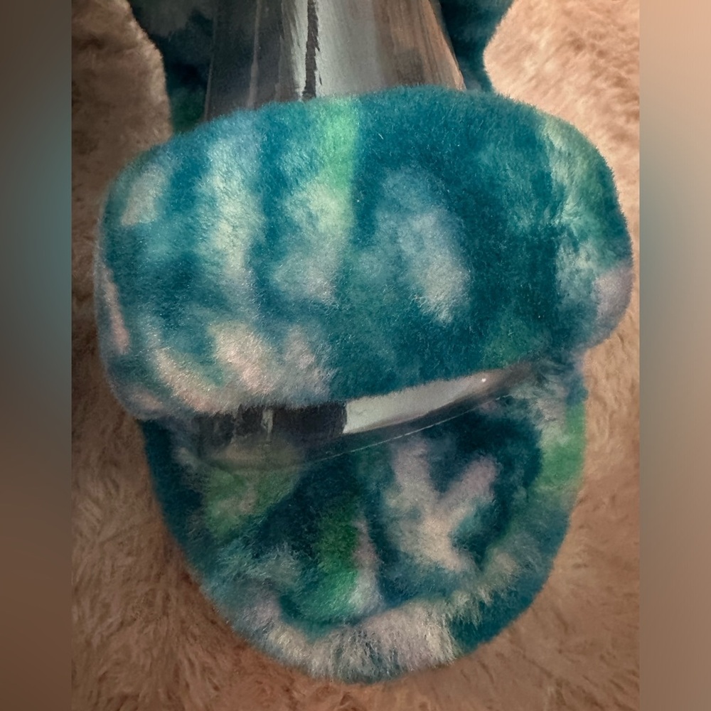 Ugg Slides - image 5